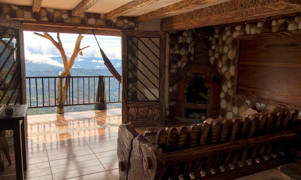 Cocorna Cabin | Cabaña Colibrí By Hotelix