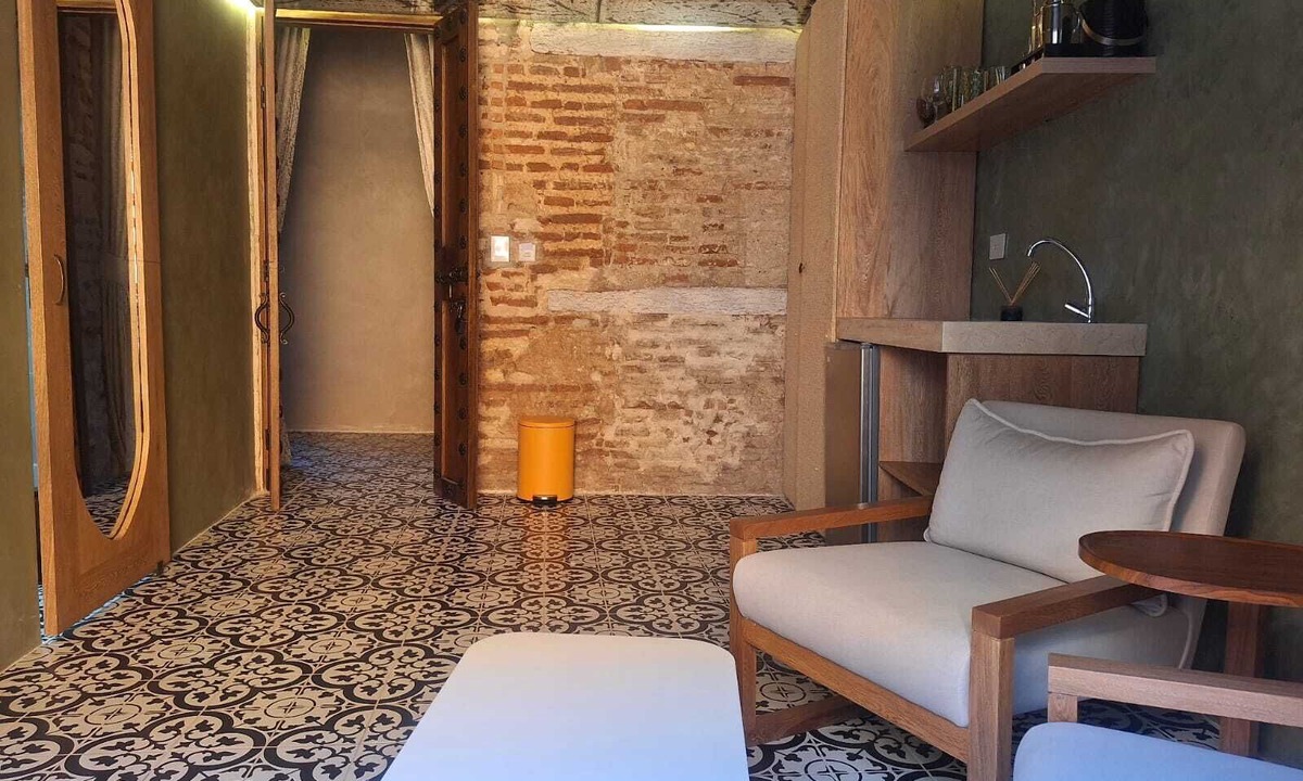 Manga Hotel | Hotel Villa Alta Guest House