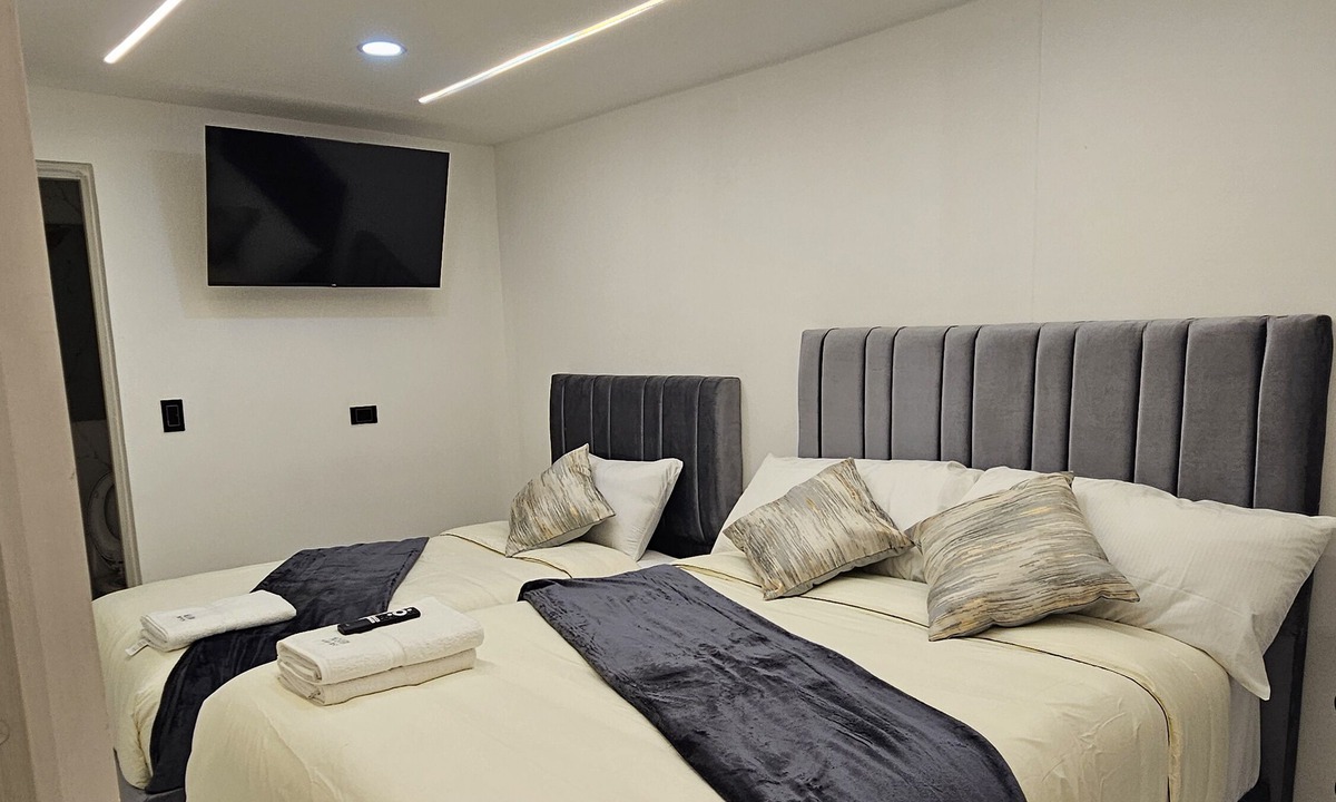 Fontibon Hotel | Hotel West Inn
