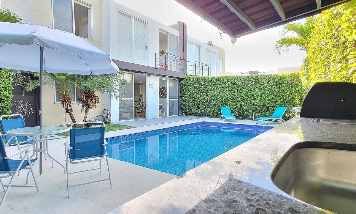 Ricaurte House | Encantadora Casa Piscina Privada AA Wifi