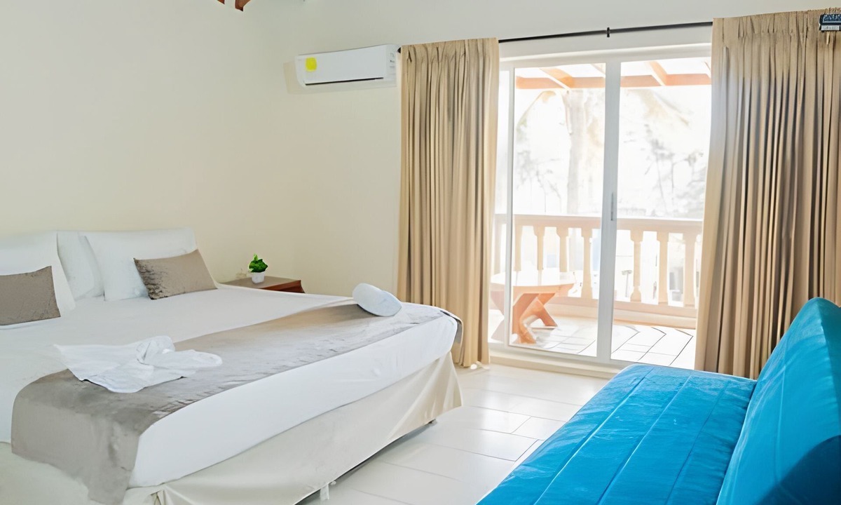 Arroyo de Piedra Hotel | Hotel Playa Palmeras Cartagena