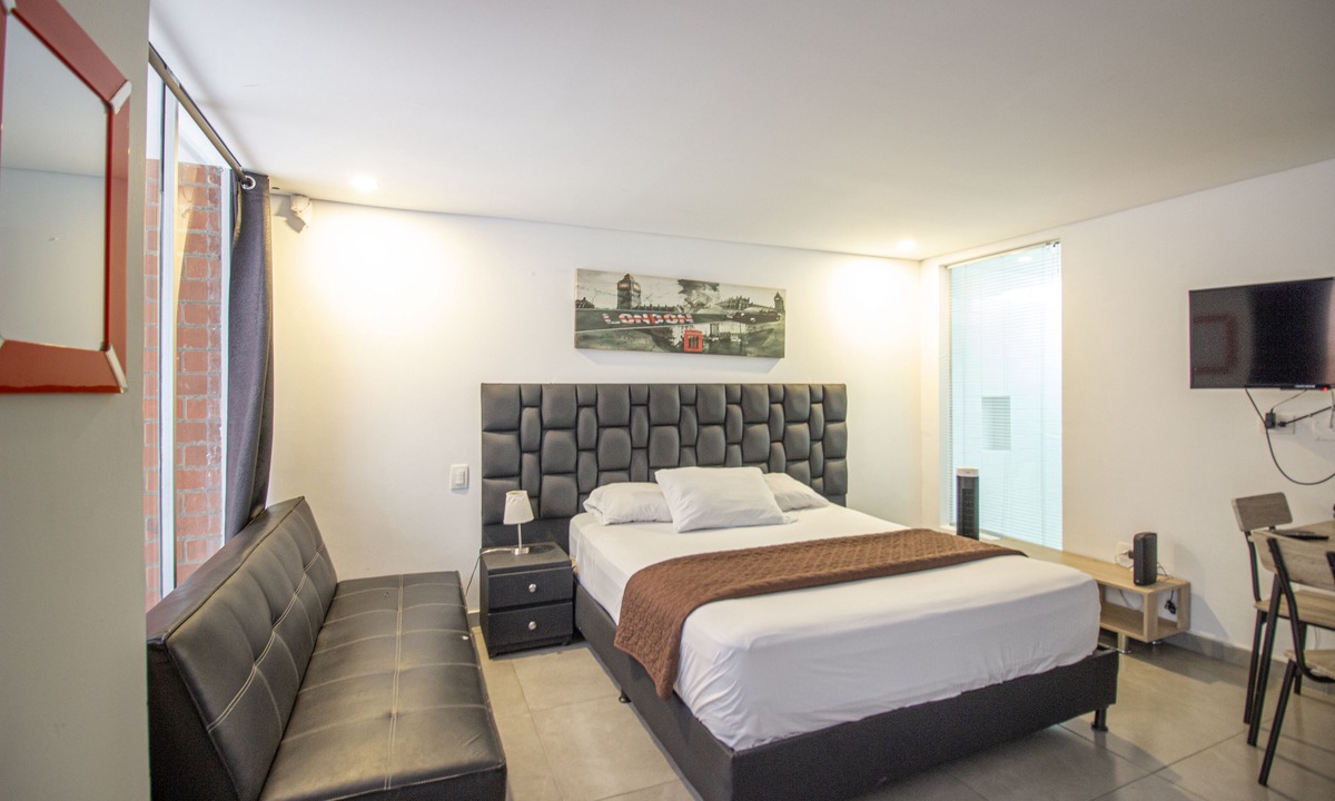 Castropol Apartment | Avenida el poblado con terraza