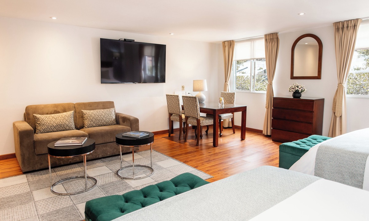 La Cabrera Hotel | Hotel Portón de la Cabrera