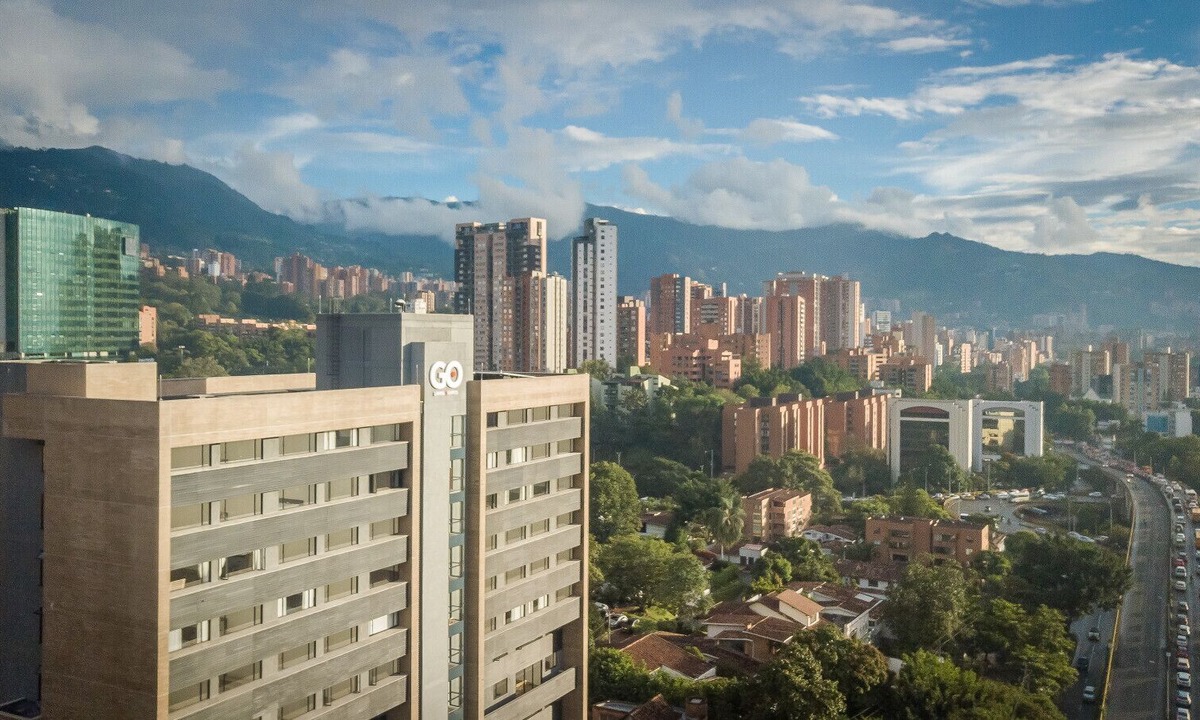 La Aguacatala Apartment | Go Living 1314 · Amazing Loft with kitchenette, AC, co-work and GYM