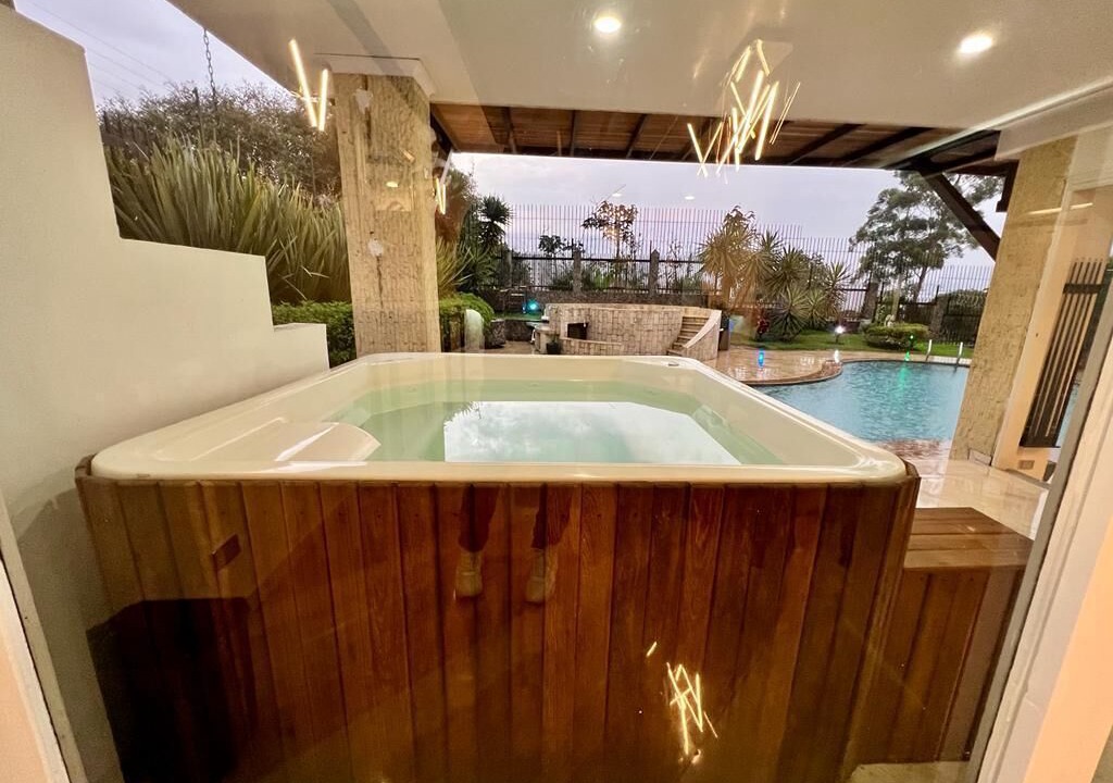Buenos Aires House | The Luxury Ambience 8 bedroom Mansion