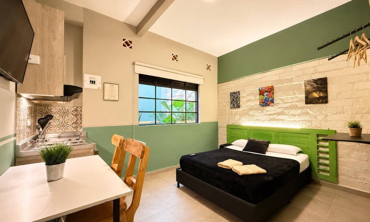 Villa Hermosa Apartment | La Gruta Co-Living