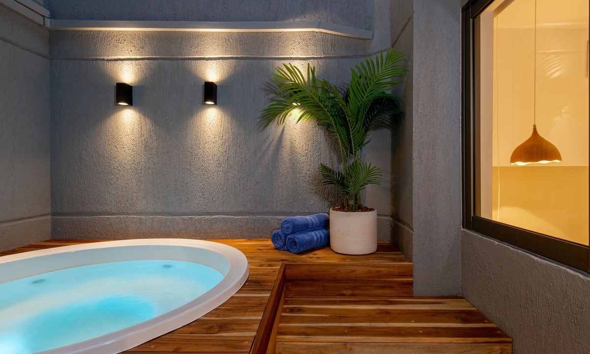 El Poblado Apartment | Provenza Private Jacuzzi/Astonishing 2BR AC