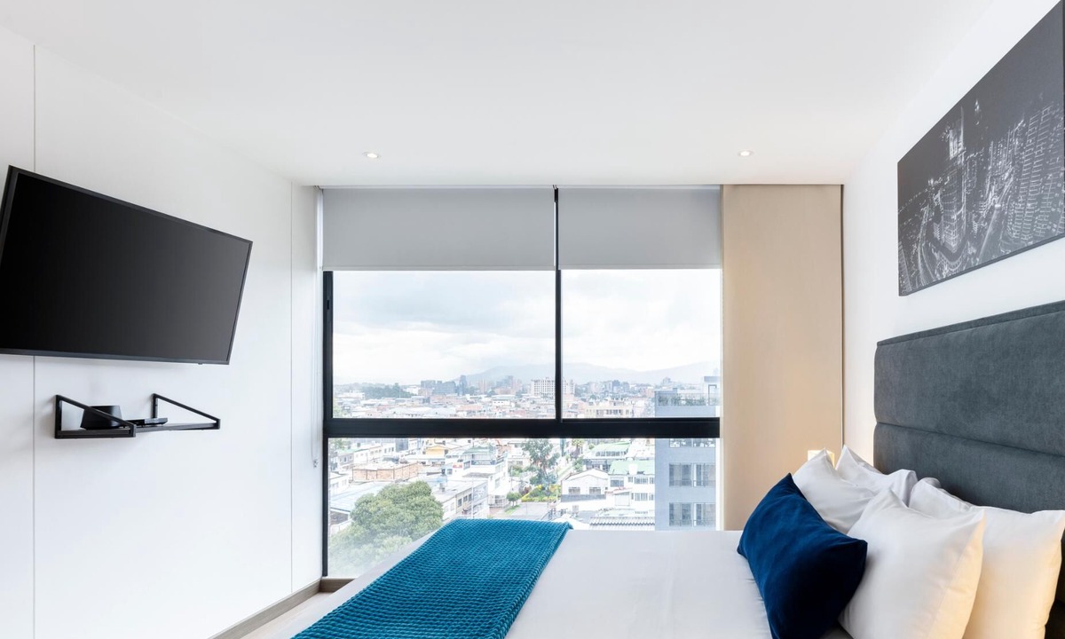 Barrios Unidos Condo | 72Hub Apartments by Jalo