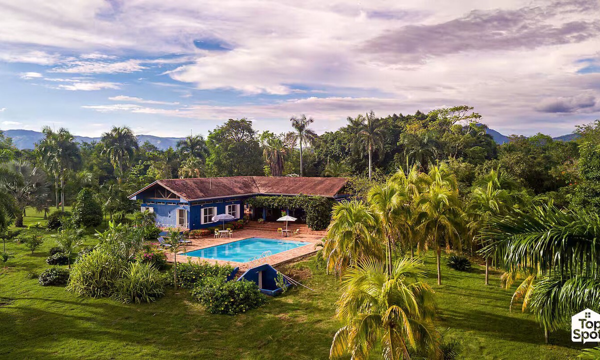 Tocaima Villa | ¡TopSpot® privado con lago de pesca en Tocaima!