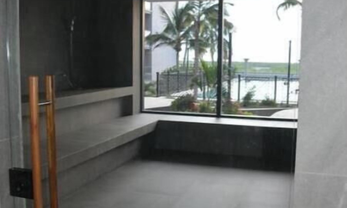 Comuna 2 Apartment | Velas Suite