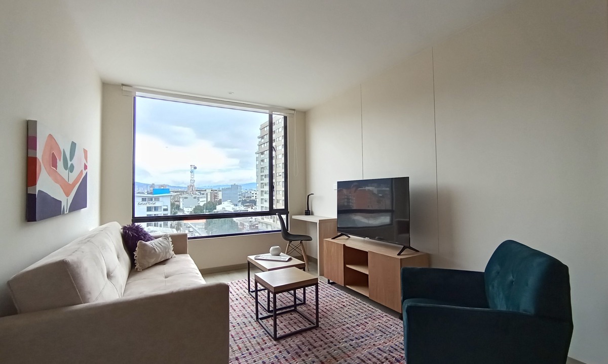 La Castellana Apartment | Cozy 2-bedroom apartment in charming Bogotá with WiFi, fitness room