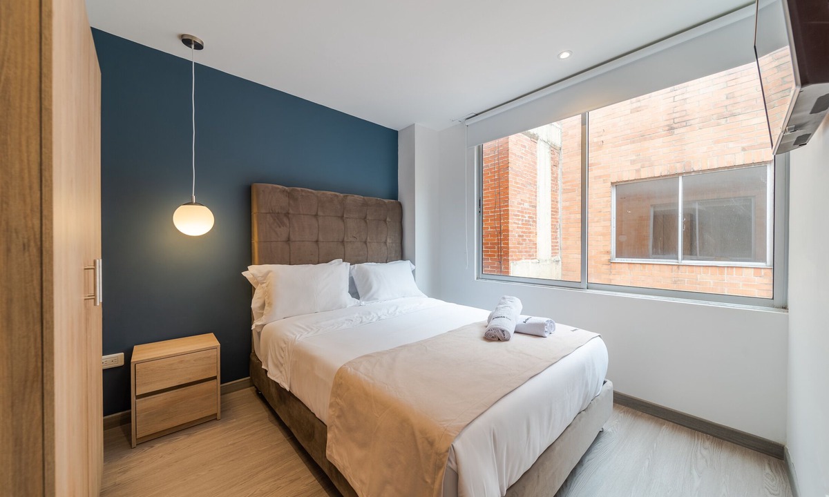 Financial District Apartment | 2BR Magnificent Apartment in Chapinero Alto with Laundry Facilities