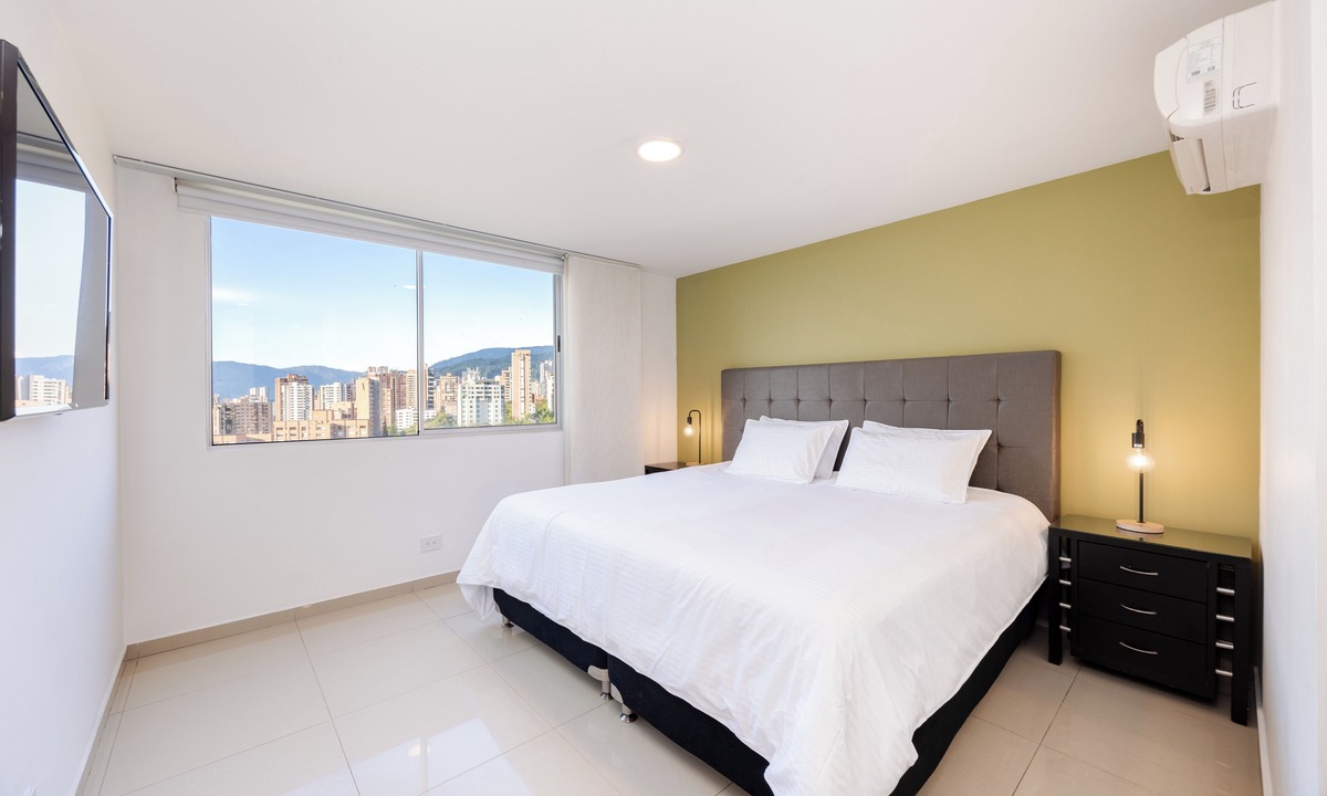 Alejandria Condo | Gorgeous apartment with stunning view and Pool near Santa Fe Mall