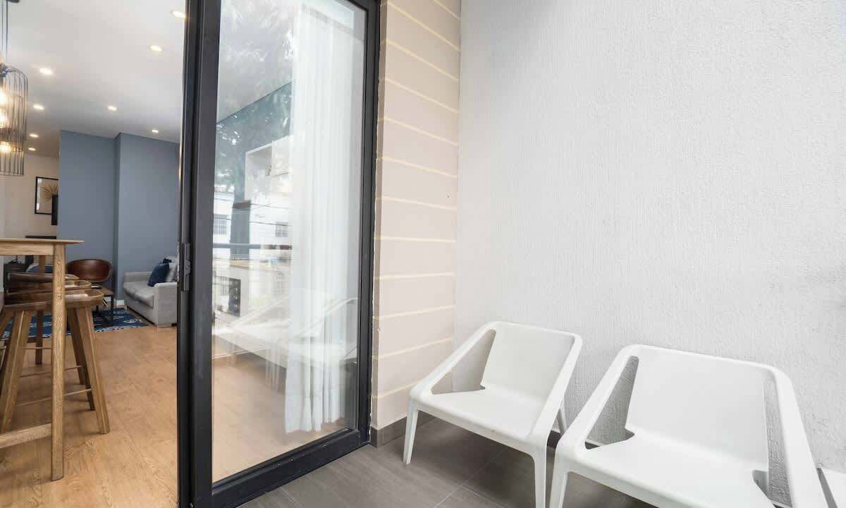 Cali Apartment | G202 - 1-Bed with Balcony & Fast WiFi by Granada