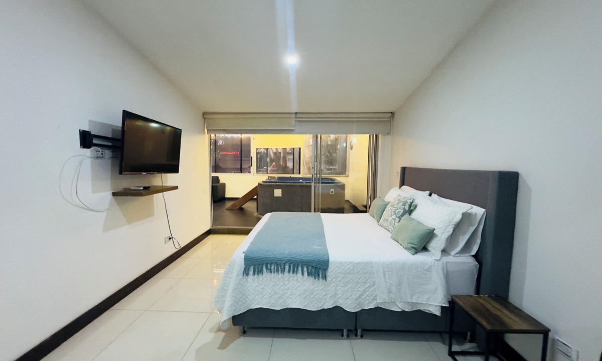 Zona Rosa Apartment | Casa Provenza Cartagena – Private Jacuzzi 3 Bedroom apartment in Provenza