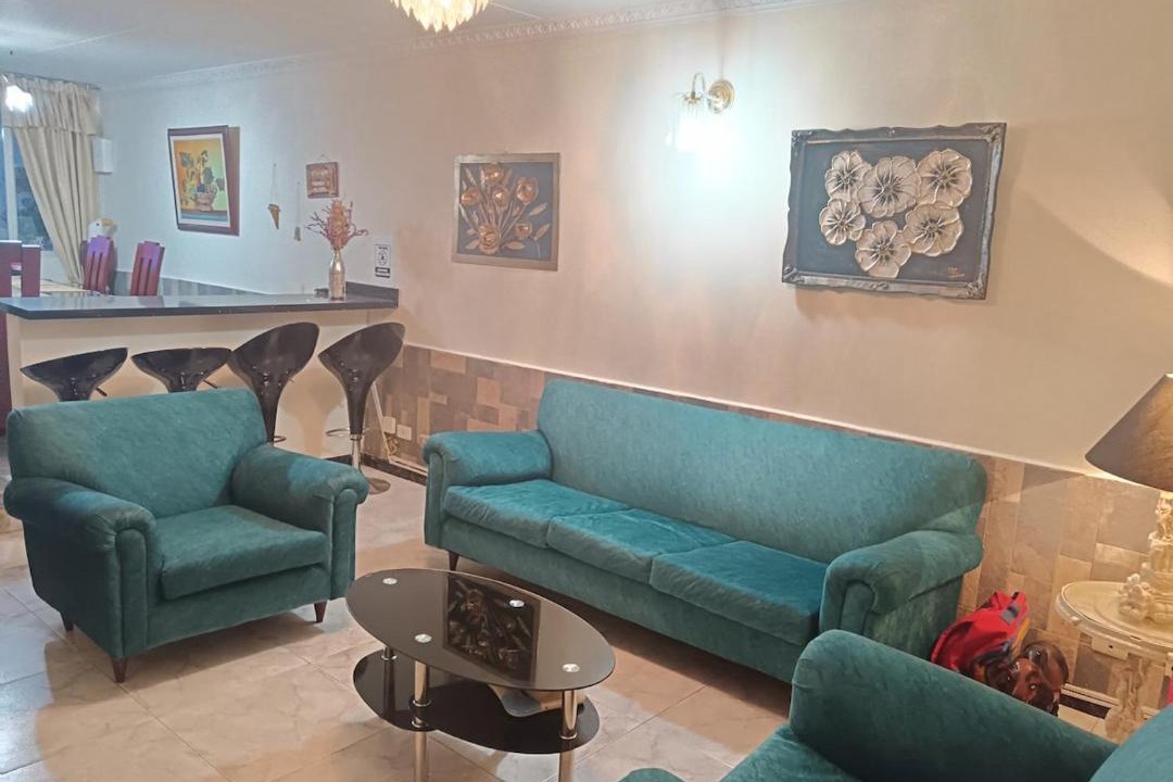 Calle 26 House | El Dorado Family Stay