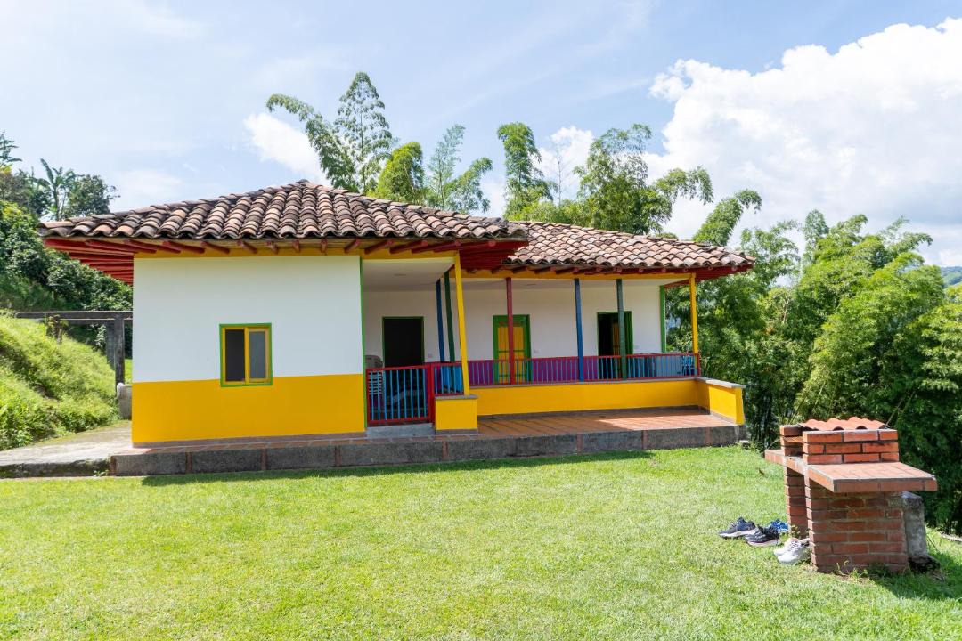 Manizales House | Finca Leonora Coffee