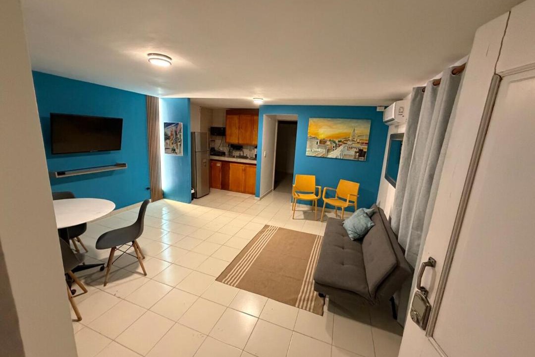 Castillogrande Apartment | 2 bedroom Apartment Near Beach and Bahía Castillo
