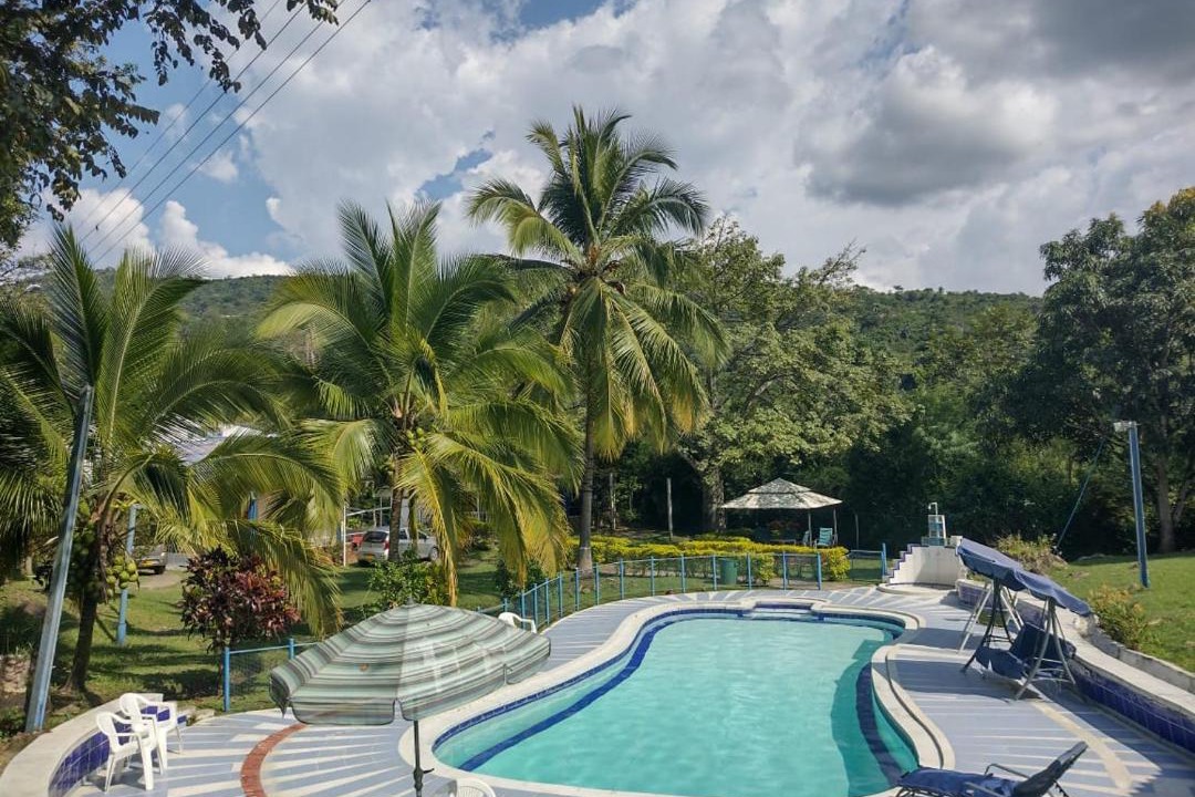 Villeta Hotel | Finca Hotel Campestre Salitre Villeta