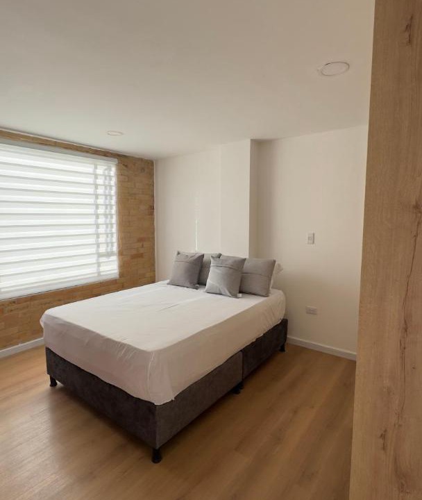 Engativa Apartment | 5 min del aeropuerto, zona empresarial calle 26, nuestro Bogota hasta 4 huéspedes