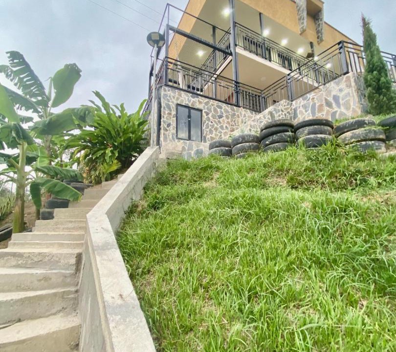 Quimbaya Villa | Cozy Mediterranean Villa