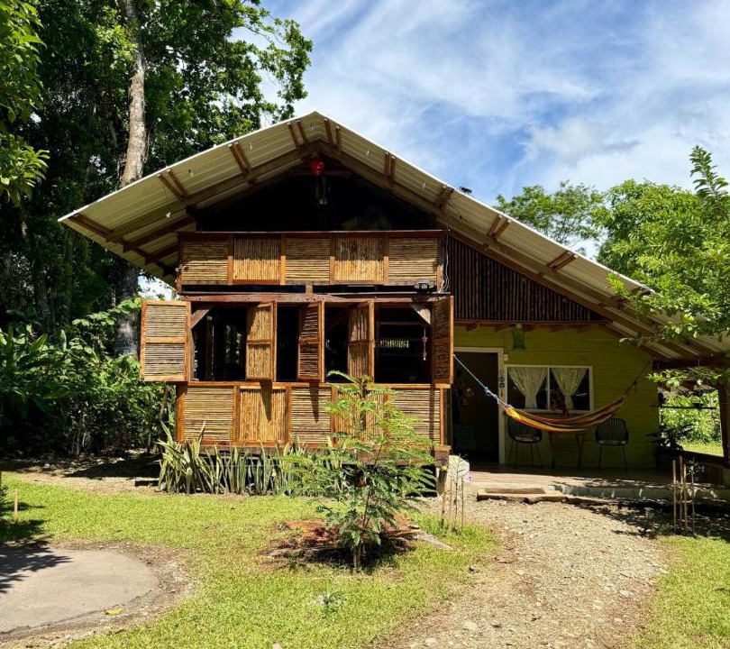 Capurgana House | peaceful 2 bedroom house, in Capurgana
