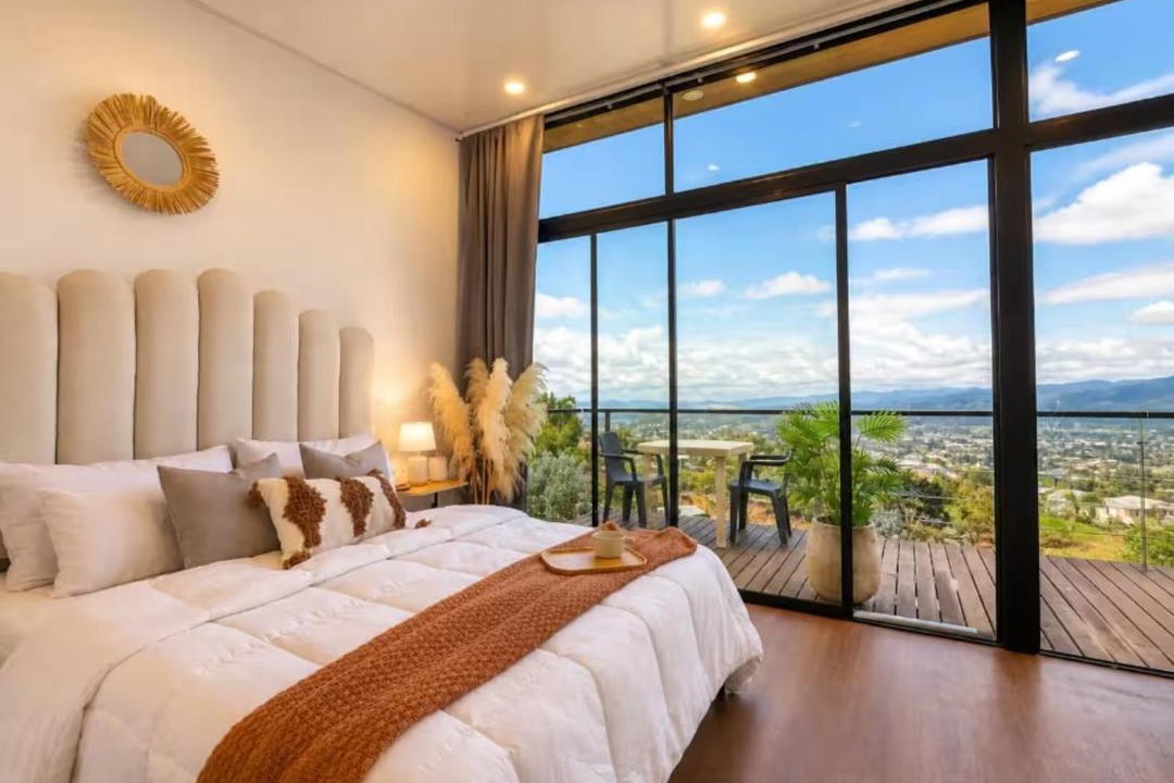 Guarne House | Despierta con una Vista Increíble a las Montañas, cerca del AeropuertoJMC