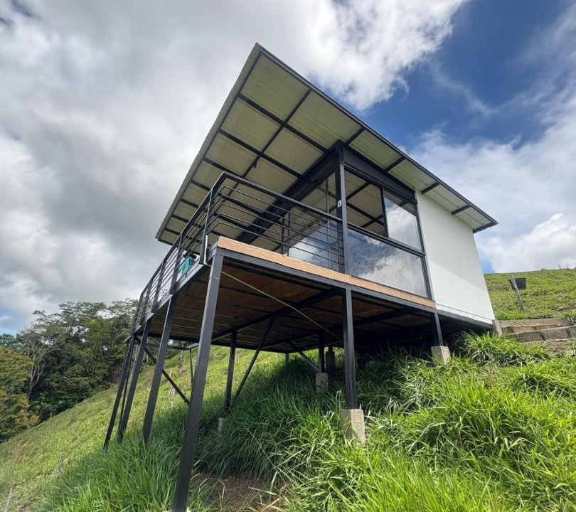 Samana House | Cabaña El Tucán Norcasia