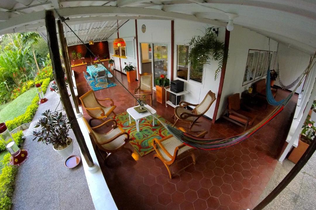 Pereira House | El Jardín de los Colibríes - Pereira, Risaralda