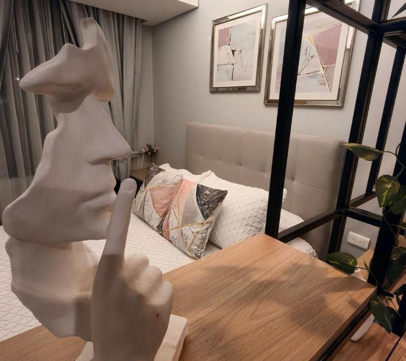 Normandia Apartment | Modern Studio for 1 or 2 Guests Near Airport Free WiFi