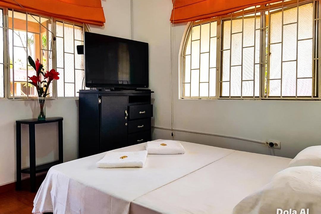 Villavicencio House | Villa Victoria