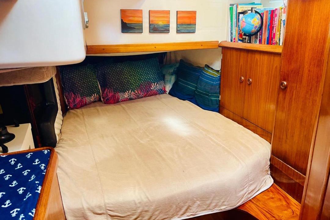 San Andres Boat Rental | Exclusive Sailboat Stay in San Andrés