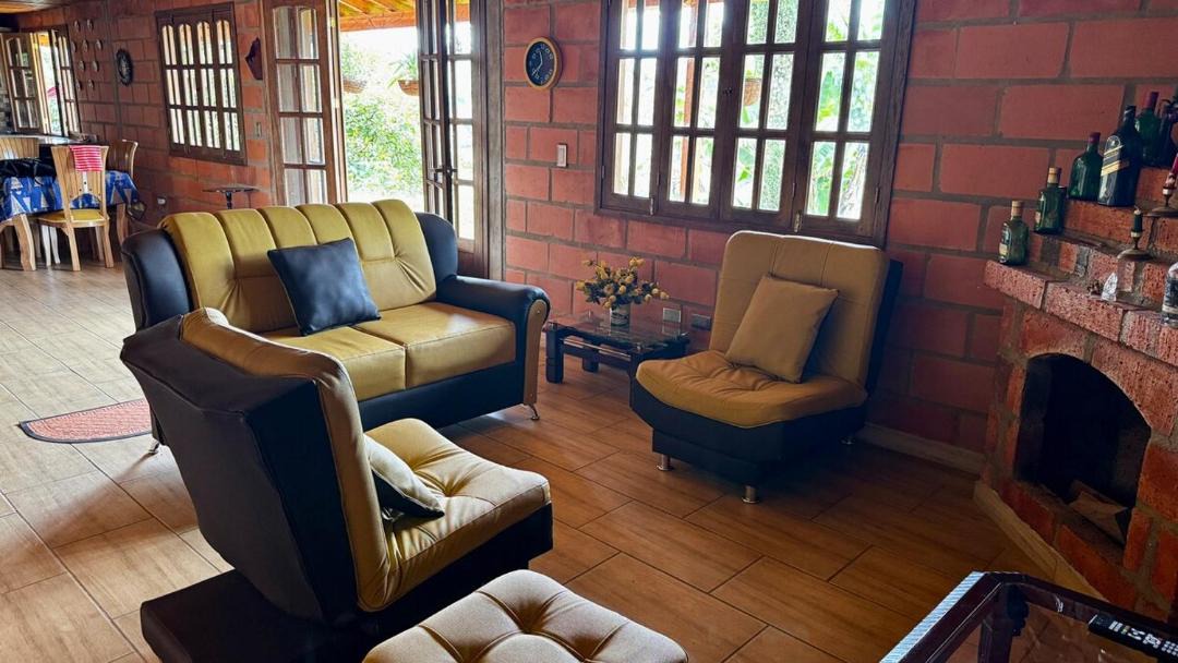 El Penol Ski Chalet | Grande Finca de descanso- Lucerito
