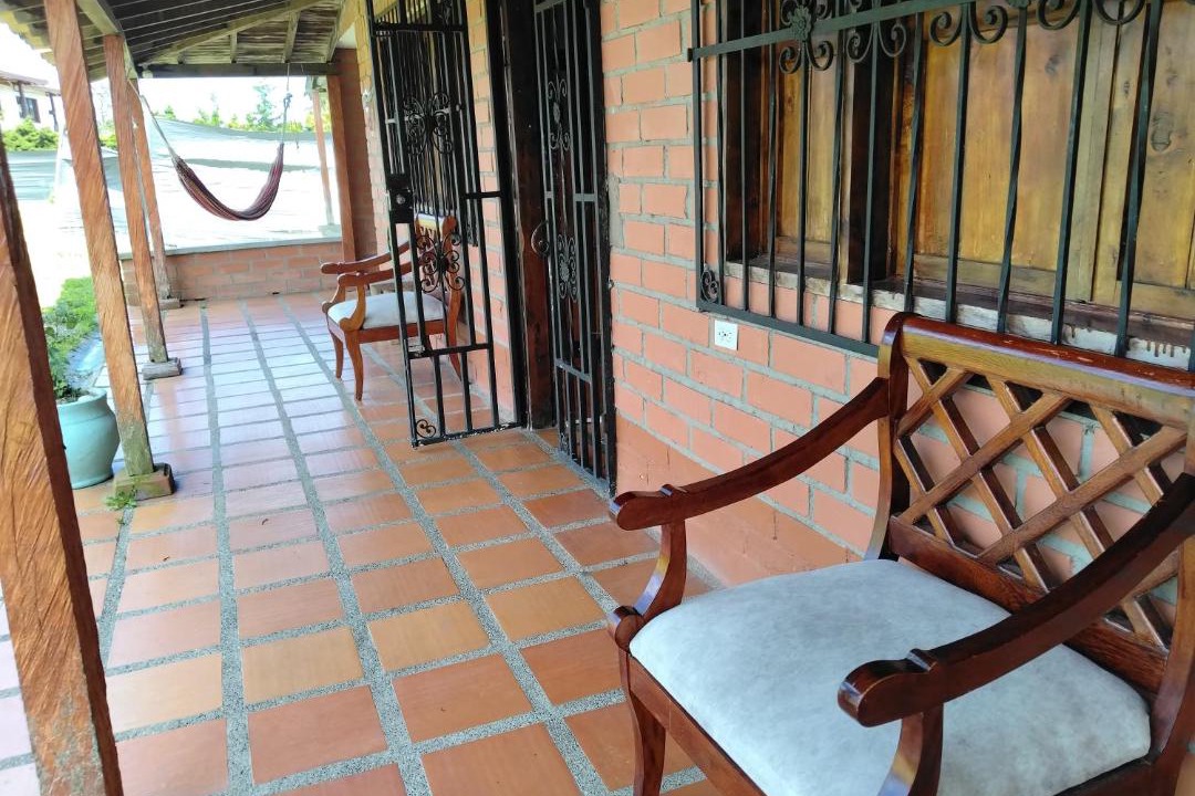 Medellin Hostel | La Villa en Santa Elena Medellin Montaña y Bosque