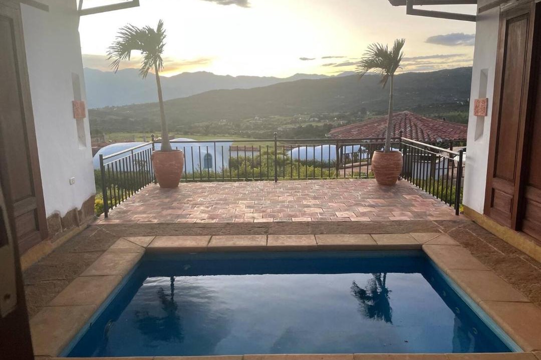 Barichara Villa | Villa de Ensueño 2 Hab con Piscina y Zona Verde