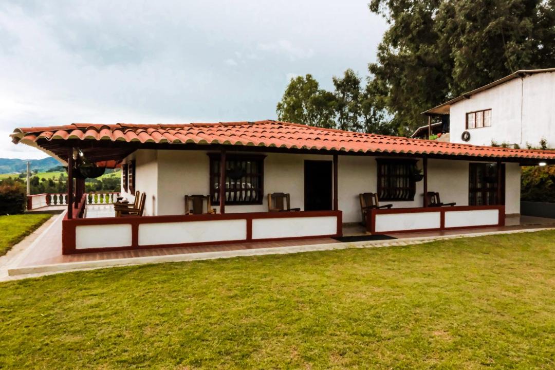 San Pedro Villa | Finca El Portal de los Milagros