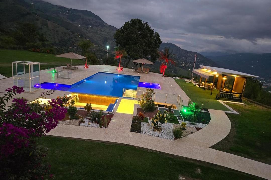 Copacabana Villa | Finca Villa Rosita 26