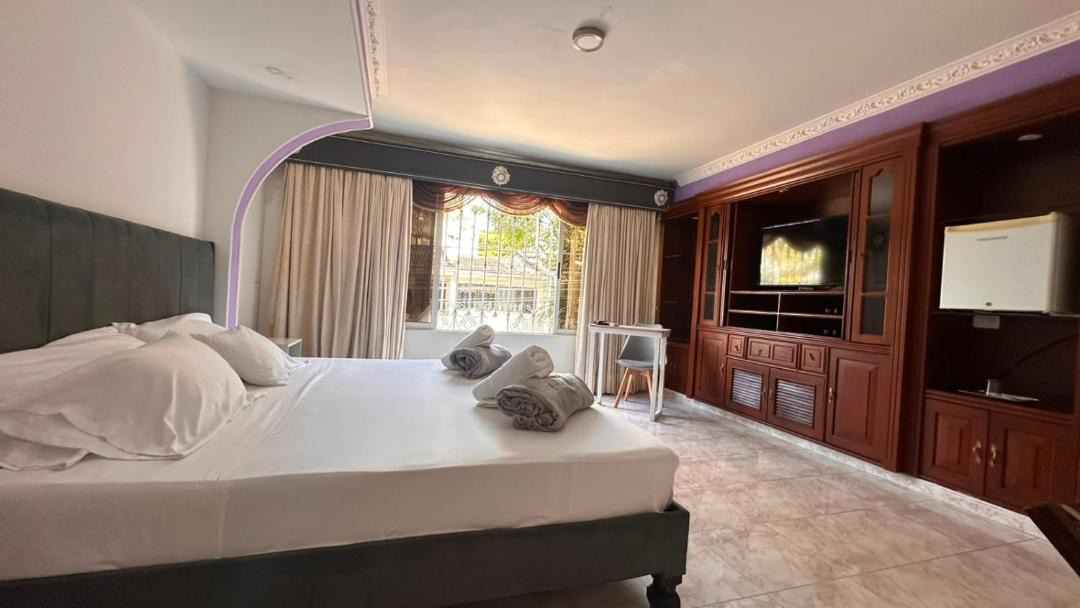 Ciudad Jardin Bed & Breakfast | Hotel Casa Sharon