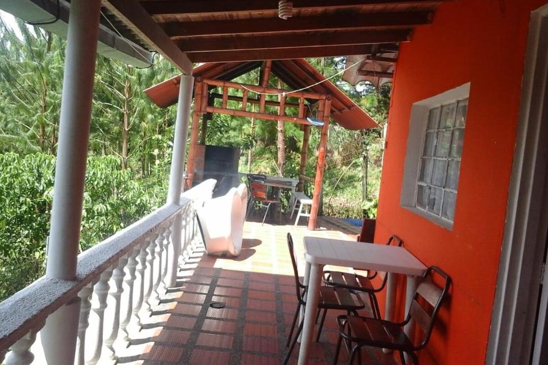 Guatape Ski Chalet | Finca con excelente vista a la piedra del Peñol y piscina privada