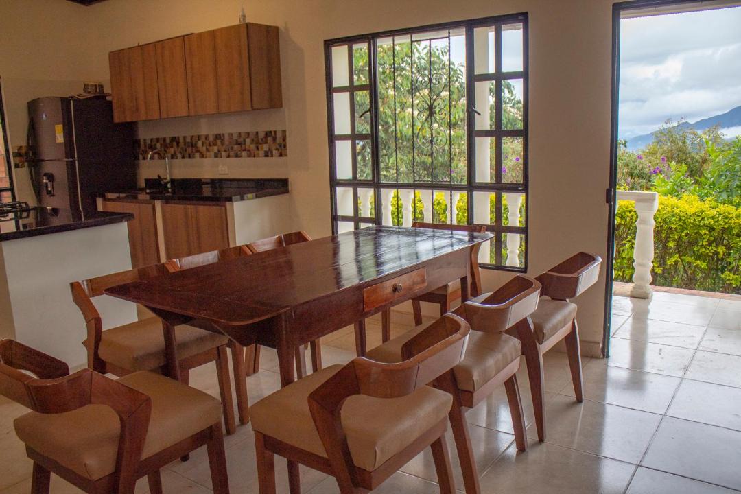 Pacho House | Quiet country villa with amazing views