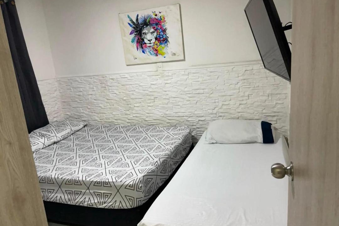 Guayabal House | Hostal CAMPOAMOR
