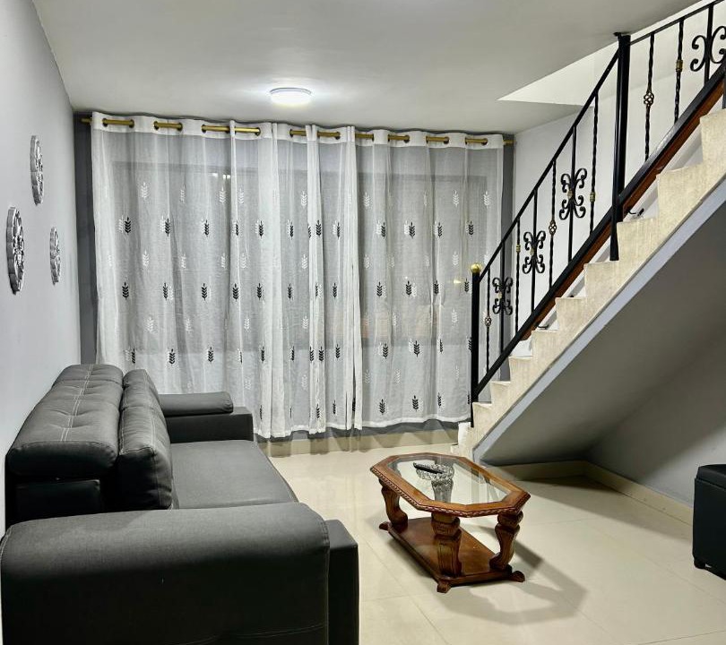 La America House | Cómoda y Amplia Casa, Ideal Para Grupos, Muy Cerca Del Estadio, Barrio Laureles La América
