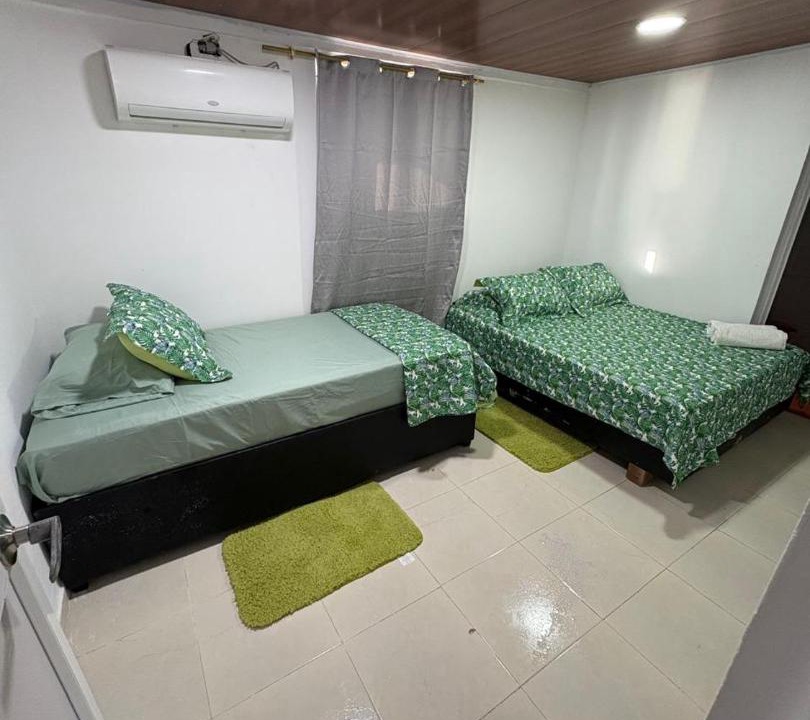 Providencia House | Posada Black Pearl