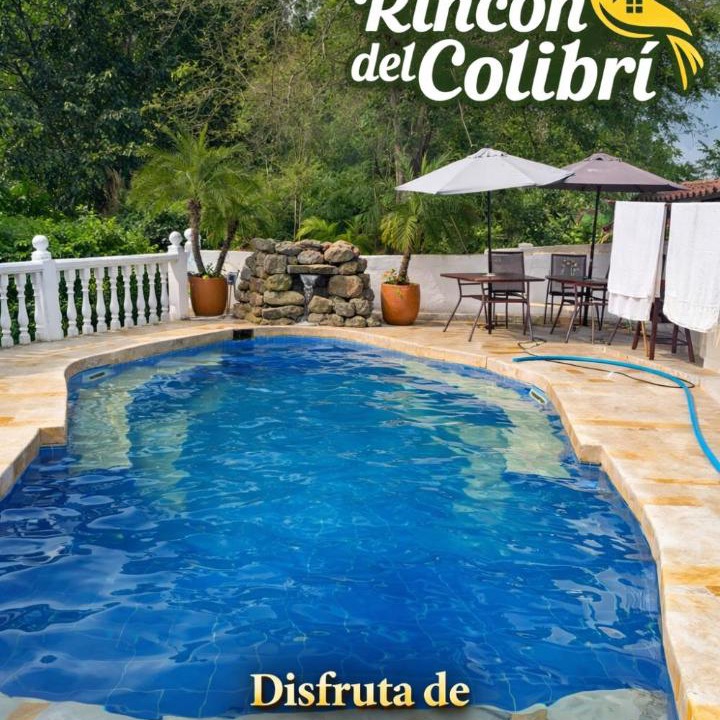 La Vega House | Rincón del colibrí/casa campestre/piscina/la vega