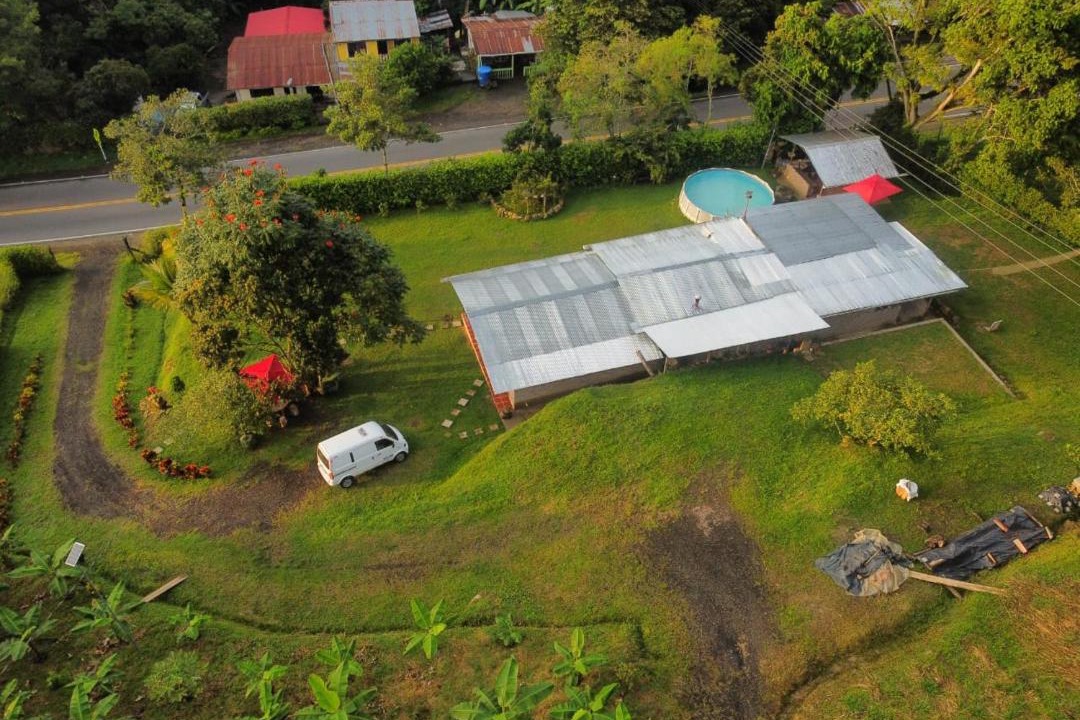 Guaduas House | Casa de descanso los troncos