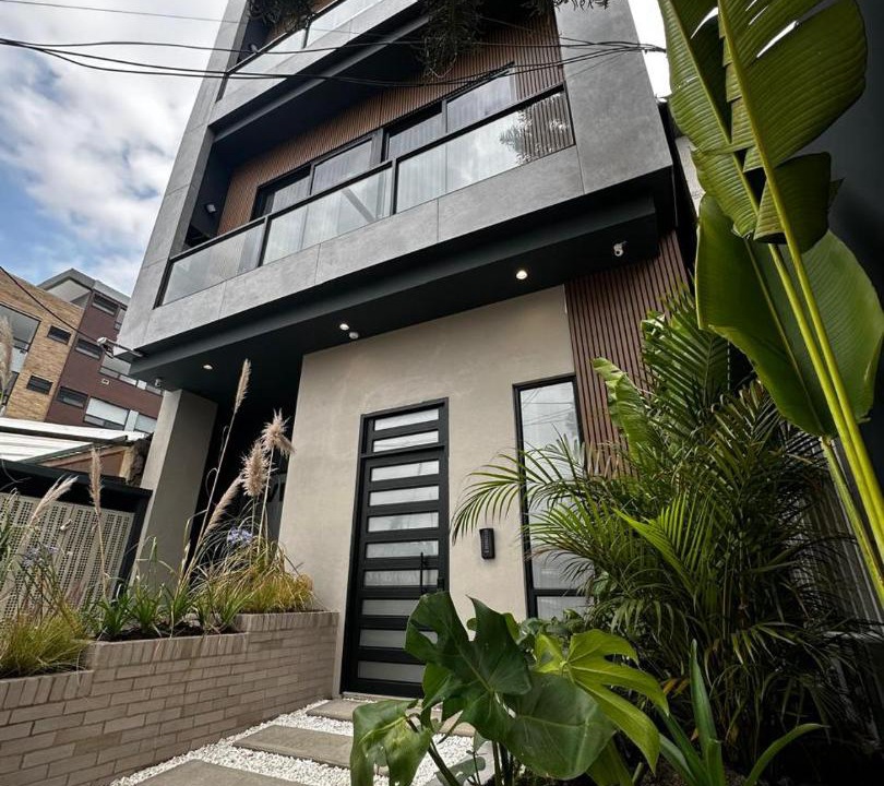 Modelia Apartment | SkyView Studio 402 Premium Level & Top Views Smart Check-in