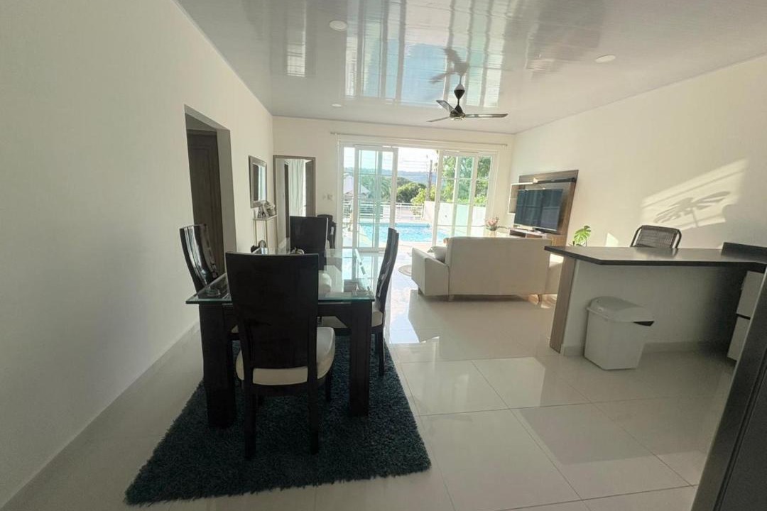 Melgar Villa | Casa WHITE