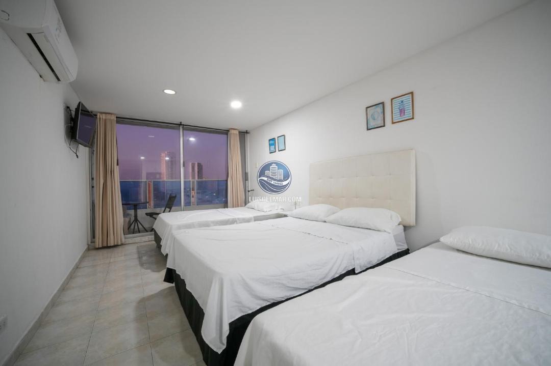 El Laguito Apartment | Luis del Mar - Edificio Nuevo Conquistador