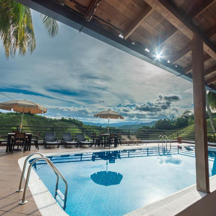 Puerto Triunfo Hotel | Hotel Casa Encanto
