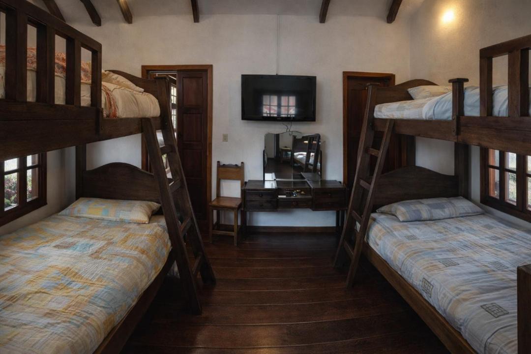 Corrales House | Casona Rosa Lorenza